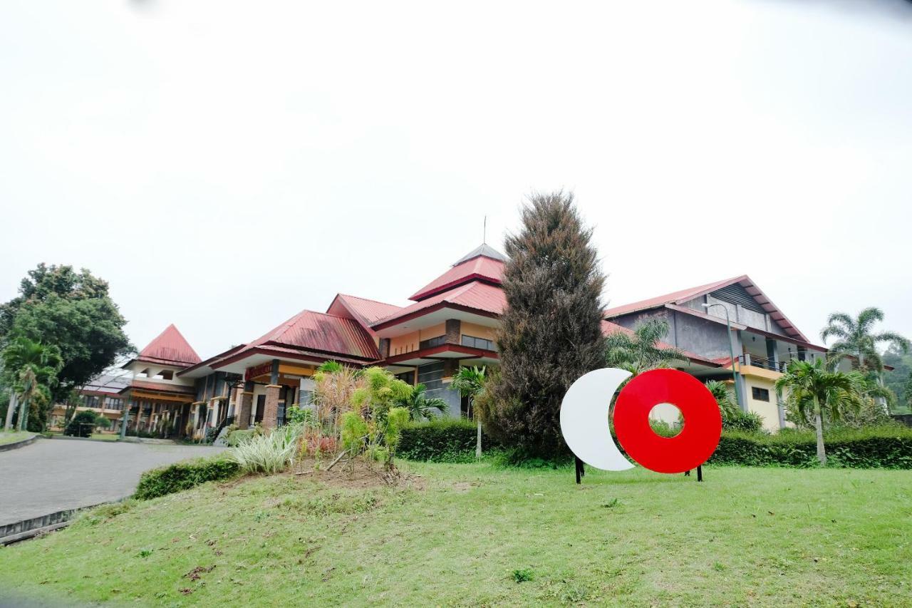 Capital O 892 Grand Pujon View Hotel And Resort Batu  Exterior photo