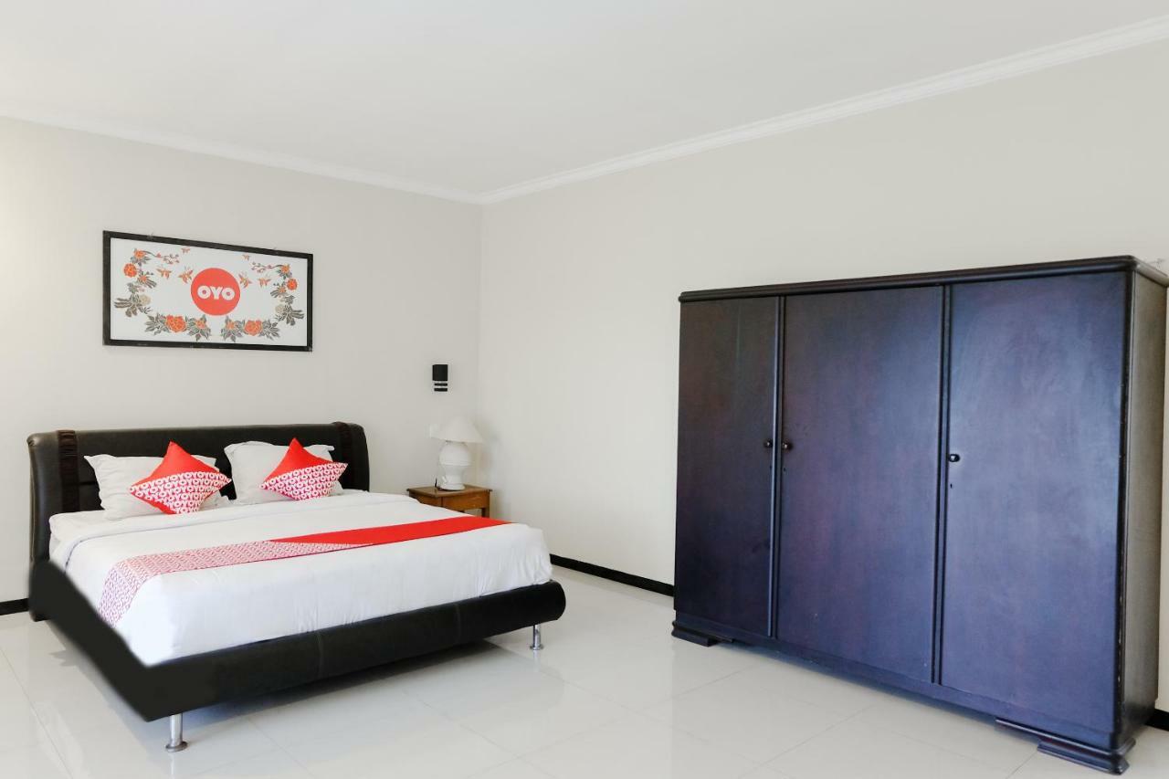 Capital O 892 Grand Pujon View Hotel And Resort Batu  Exterior photo