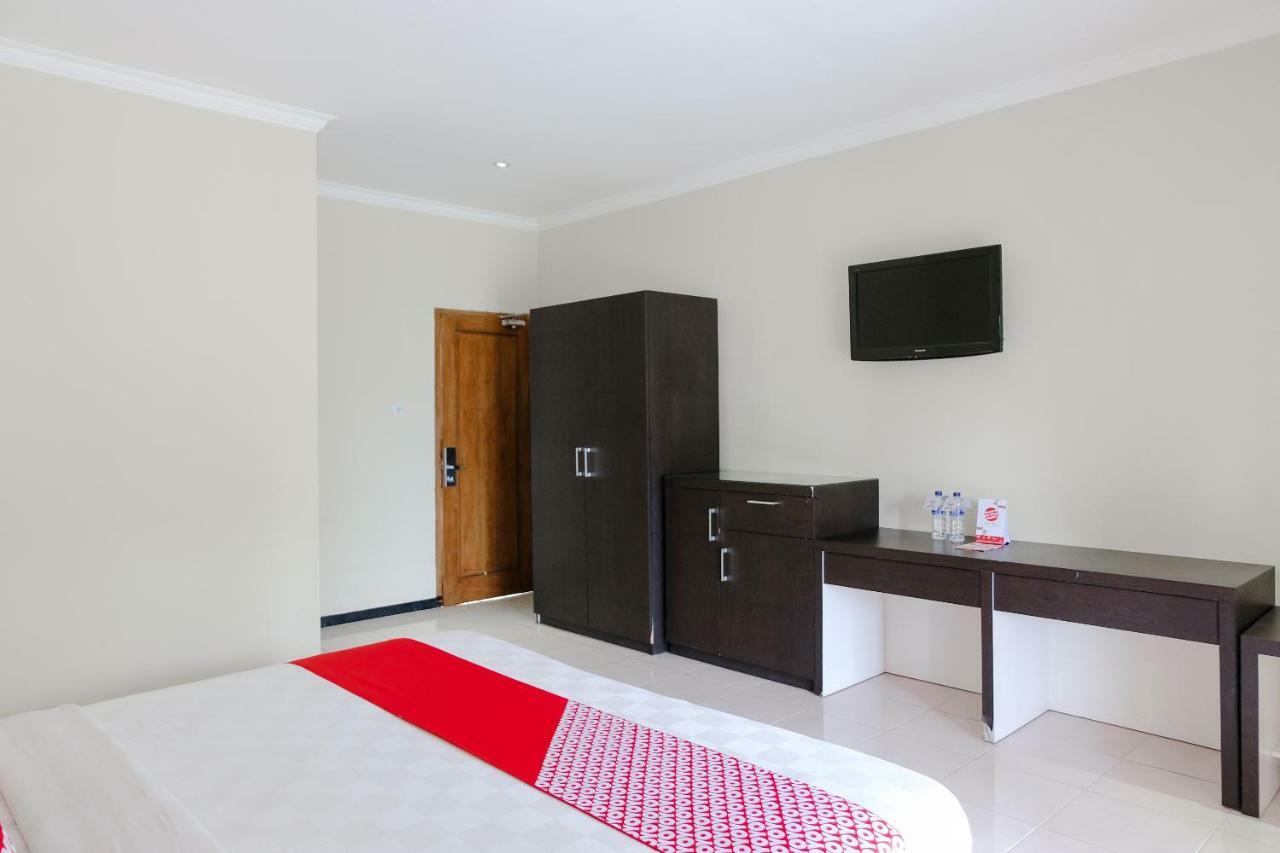 Capital O 892 Grand Pujon View Hotel And Resort Batu  Exterior photo