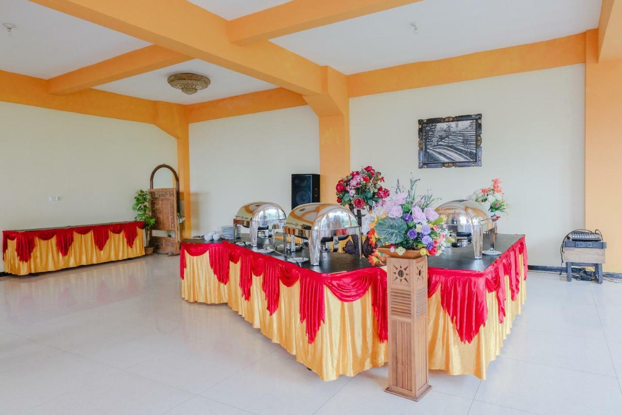Capital O 892 Grand Pujon View Hotel And Resort Batu  Exterior photo