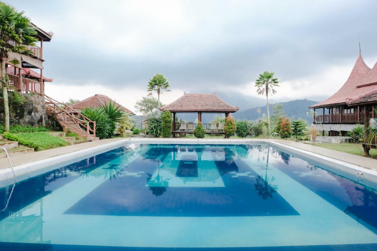 Capital O 892 Grand Pujon View Hotel And Resort Batu  Exterior photo