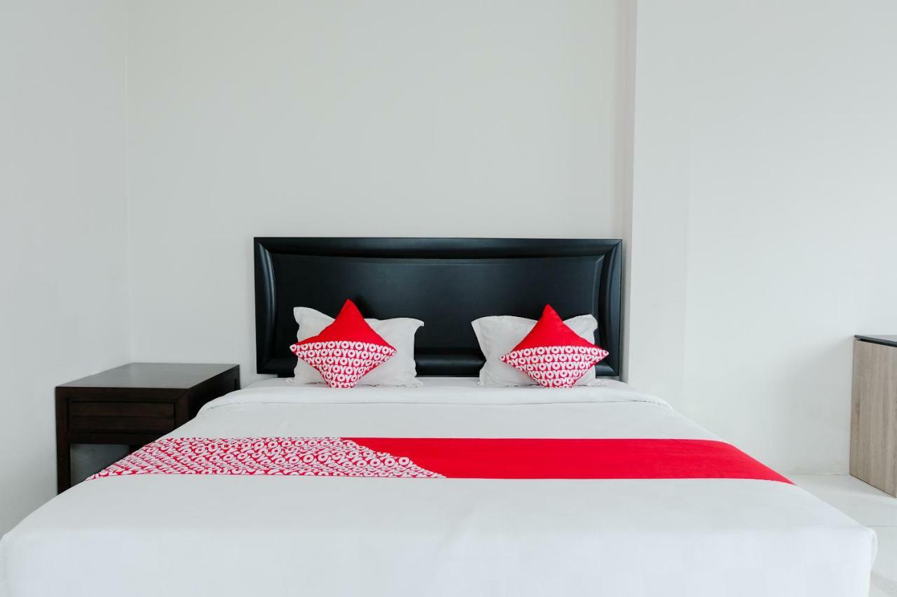 Capital O 892 Grand Pujon View Hotel And Resort Batu  Exterior photo