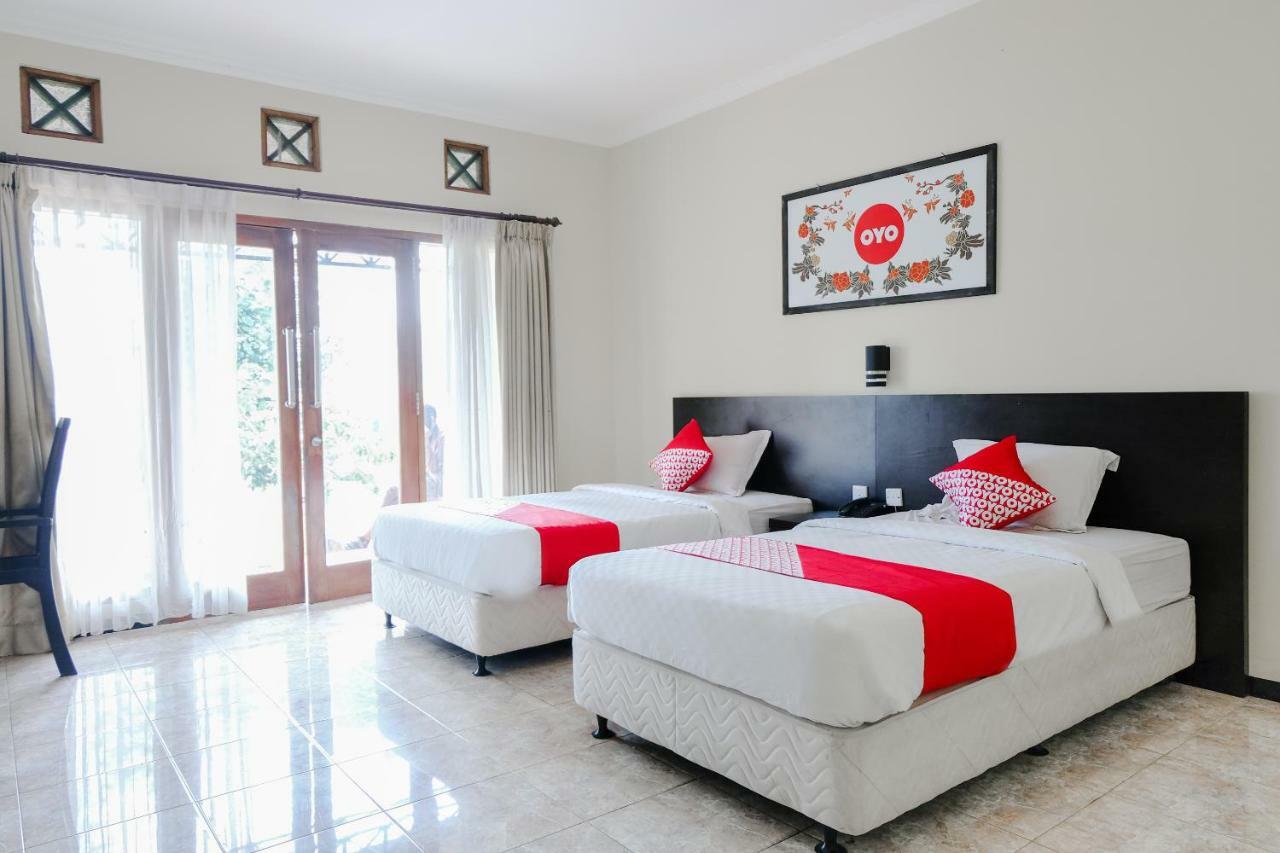 Capital O 892 Grand Pujon View Hotel And Resort Batu  Exterior photo