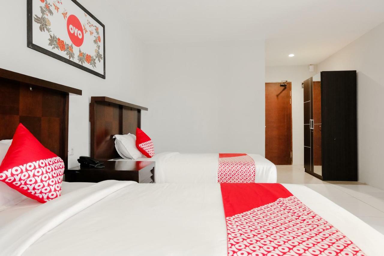 Capital O 892 Grand Pujon View Hotel And Resort Batu  Exterior photo